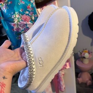 UGG Cream white Slip-On Tasman